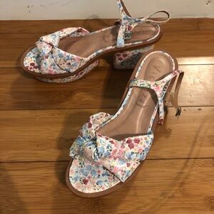 Vicenza strappy floral chunky block heels with bow detail